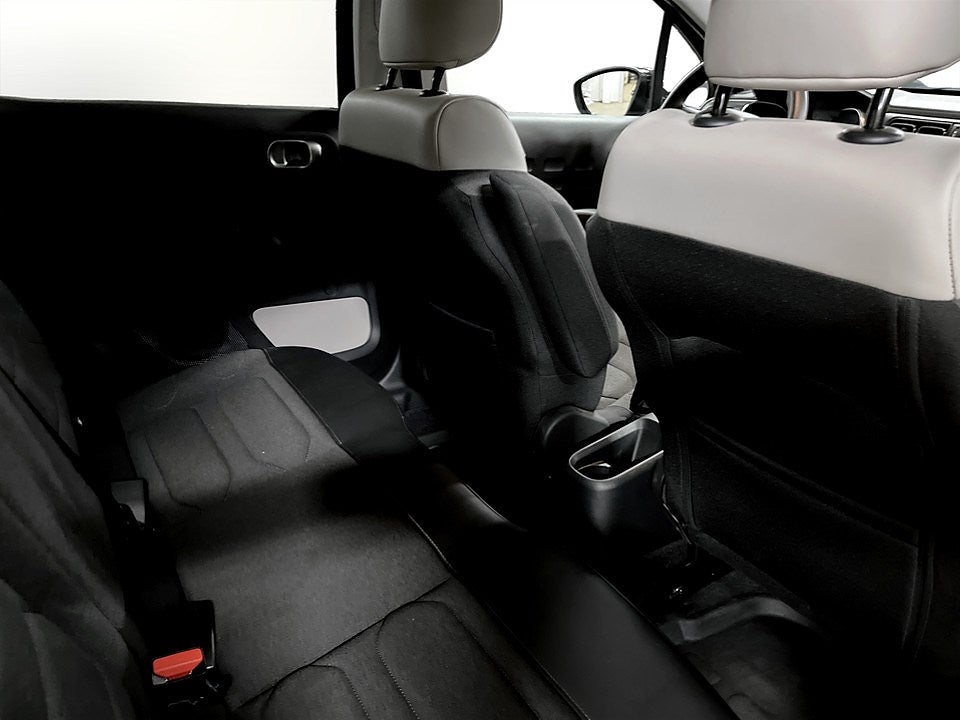 Bild på Citroën C3 Shine 1.2 PT 110hk Aut - CAPLAY, KEYLESS