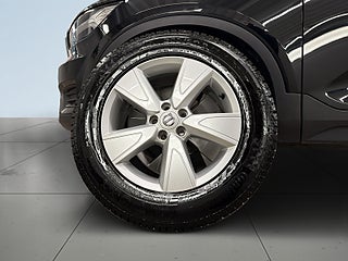 Volvo XC40 T2 Geartronic Momentum VOC/S&V-Hjul/Drag/Psens/Pvärm – bild 14