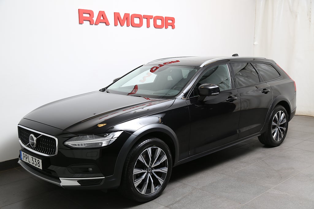 Volvo V90 Cross Country B4 Diesel 197hk AWD H/K Pano Head-up Teknikpkt Se Spec!