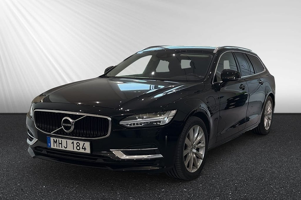 Volvo V90 T8 TE Momentum Advanced Edition