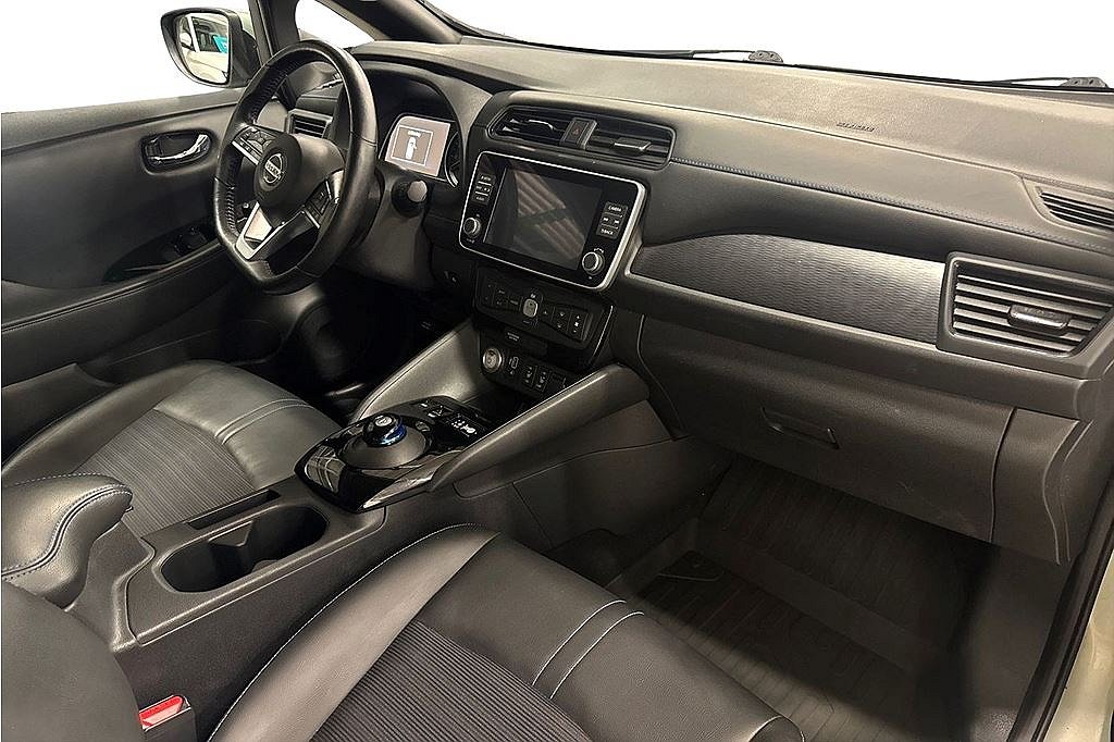 Nissan Leaf 40KWH 150hk, N-Connecta, Halvläder, 360kamera