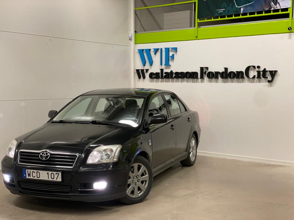 Toyota Avensis Sedan 2.0 D-4D 116hk 2004, bild 3/45