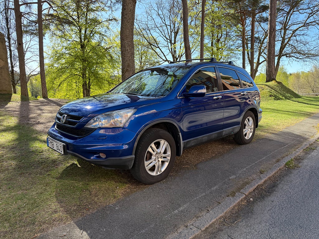 Honda CR-V 2.0 i-VTEC 4WD Executive / drag 