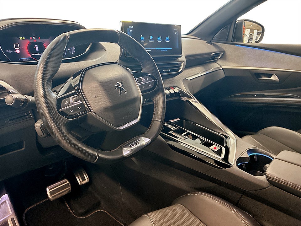Bild på Peugeot 5008 GT 1.2 PT 130hk Aut 7-SITS B-KAMERA NAVI 