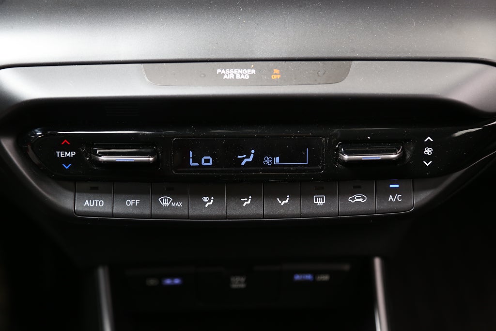 Hyundai i20 1,0 T-GDI 100hk 7DCT MHEV Essential Nybilsgaranti 2023