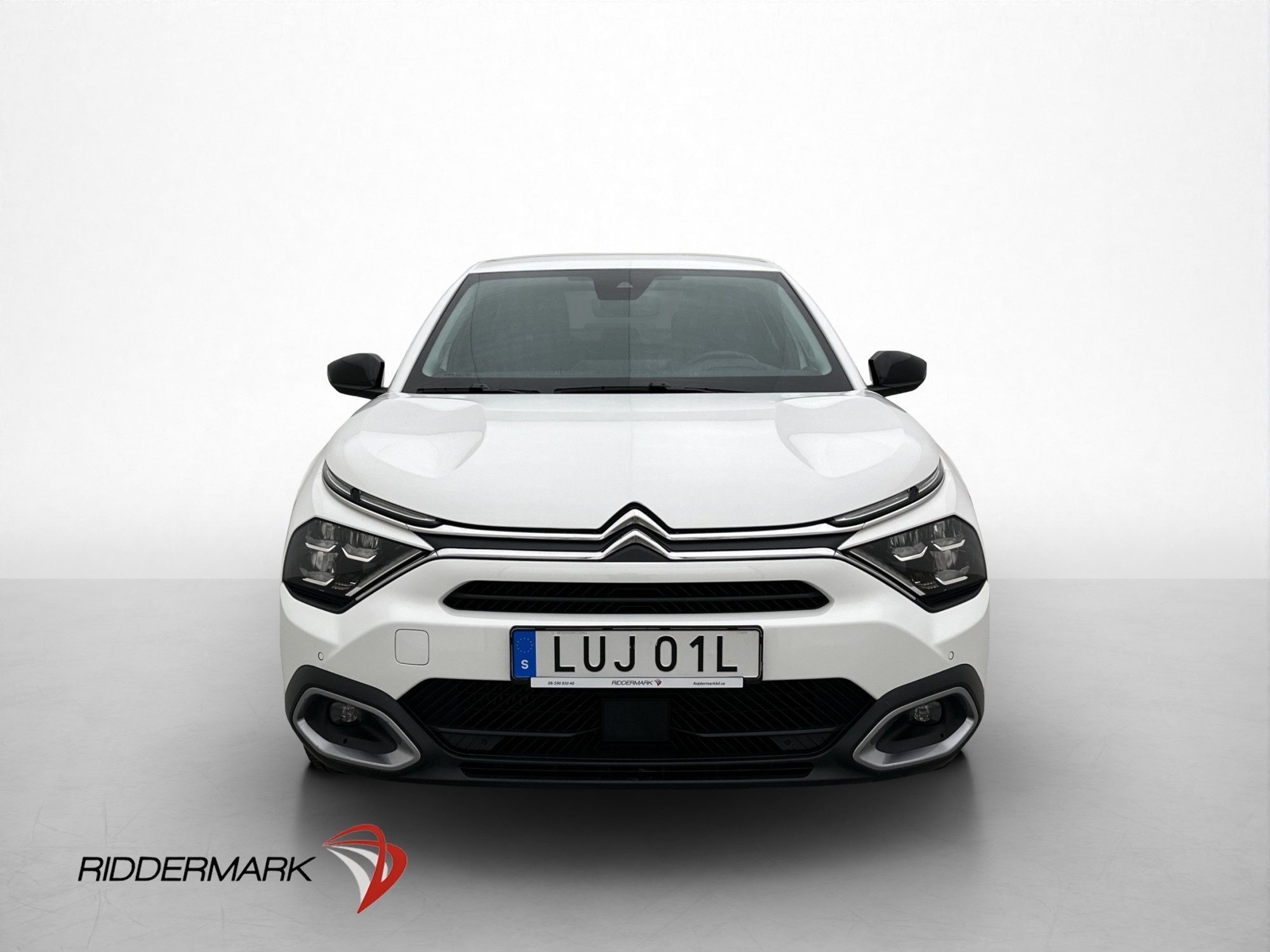 Citroen C4 X 1.2 PureTech 131hk 2023, kuva 2/10