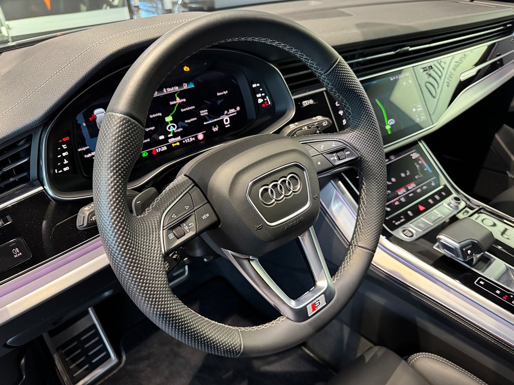 Audi Q8 50 TDI quattro S Line Selection Panorama B&O Värmare - bild 7
