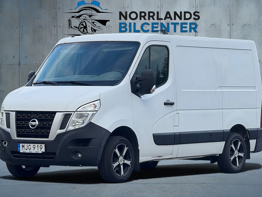 Nissan NV400 2015