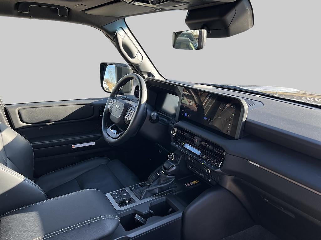 Toyota Land Cruiser 2024 - miniatyr 6