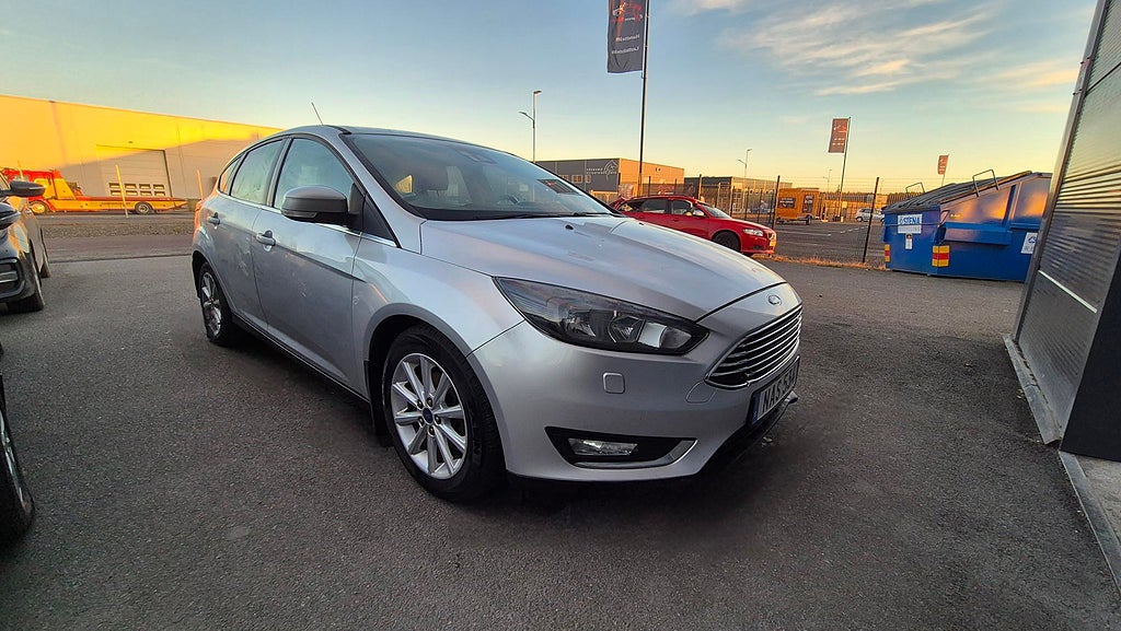 Ford Focus 1.0 EcoBoost Titanium EU6 125 hk 