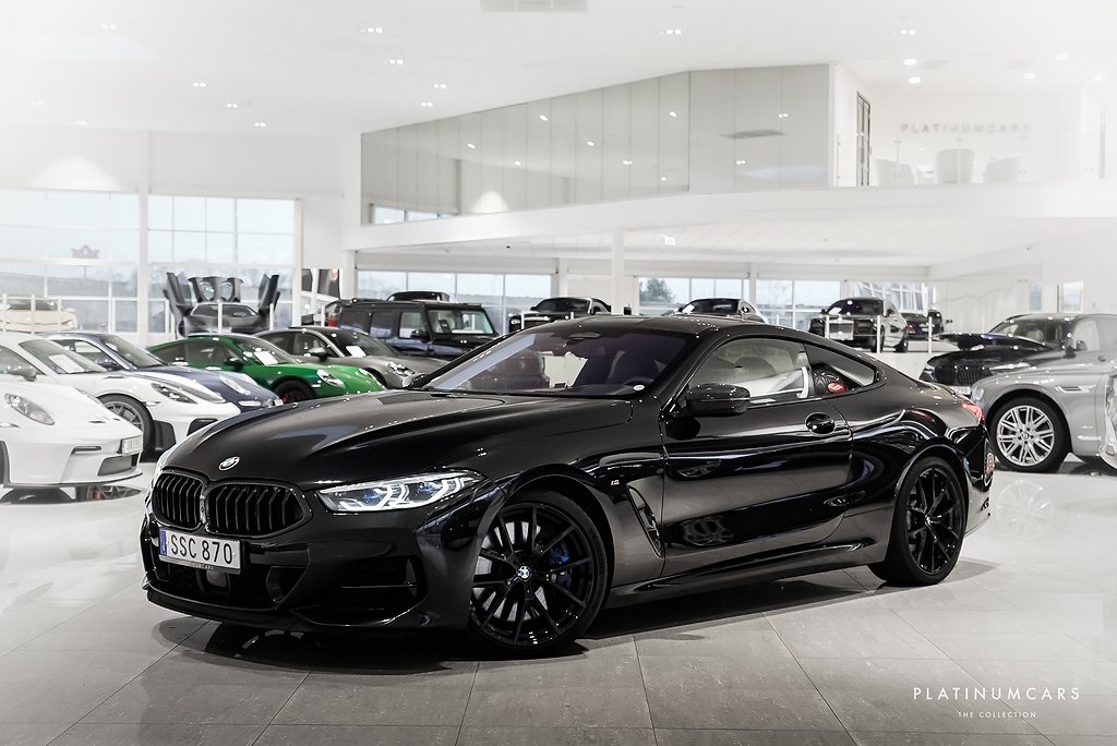 BMW M850i xDrive Coupé 530hk / Sv.såld / Kolfiber / B&W