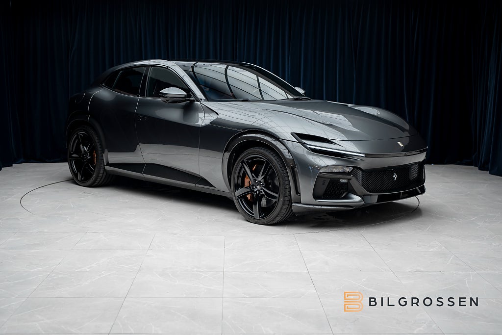 Ferrari Purosangue 6.5L V12 725hk Full Kolfiber Grigio Silverstone Ateli