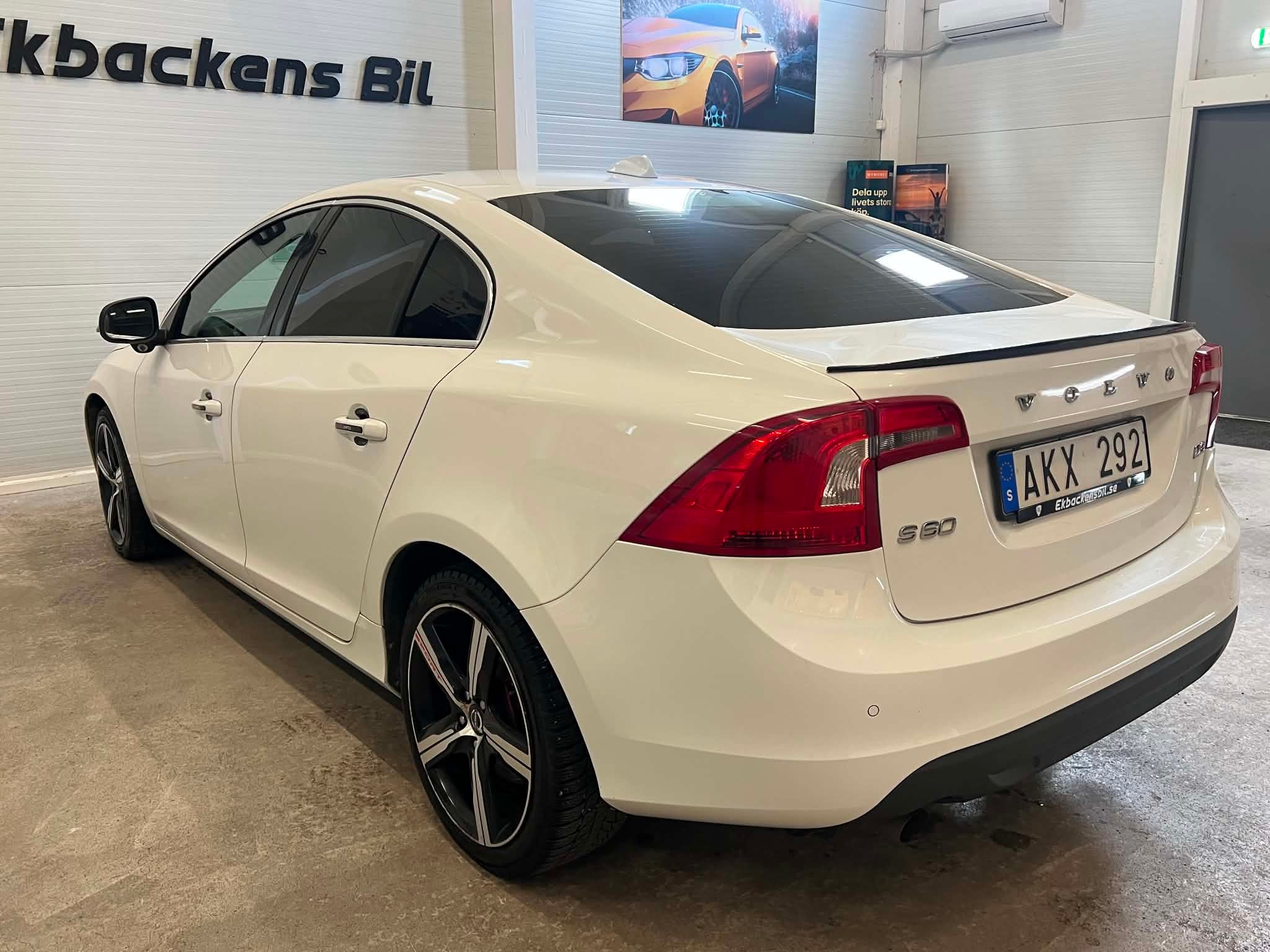 Volvo S60 D3 Momentum Euro 5 2011, bild 4/48