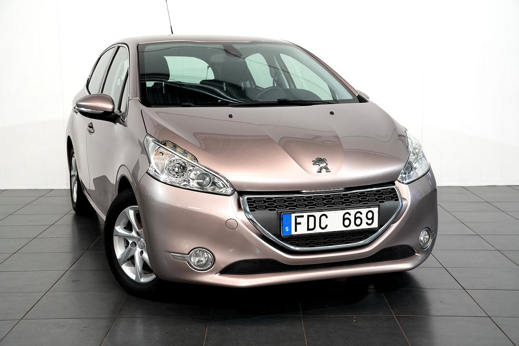 Peugeot 208 5-dörrar 1.2 VTi Allure Kamrem bytt