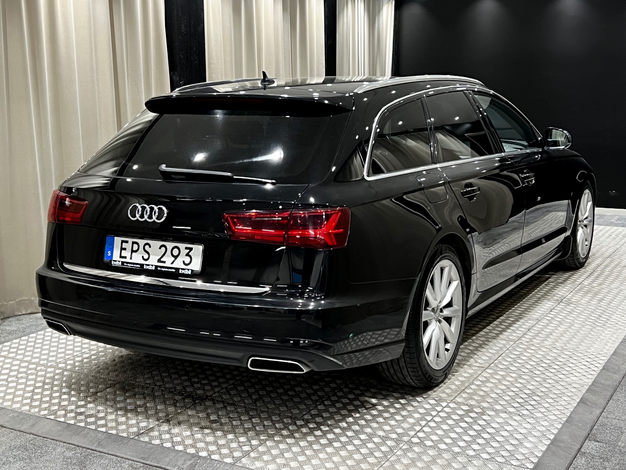 Audi A6 2015, bild 2/55