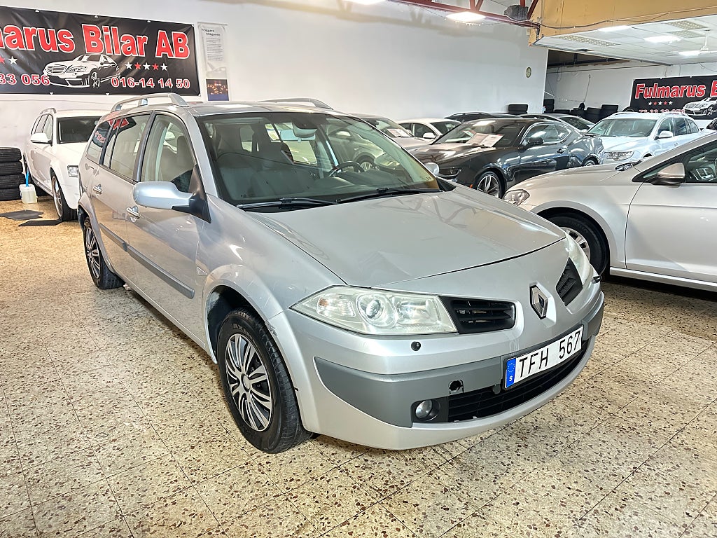 Renault Mégane Grandtour 1.6 Ny Servad & Ny Besiktigad 