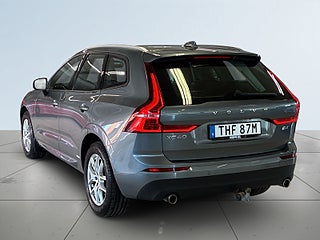 Volvo XC60 B4 AWD Pro Ed Dragkrok B-kamera Navi CarPlay S&V-däck