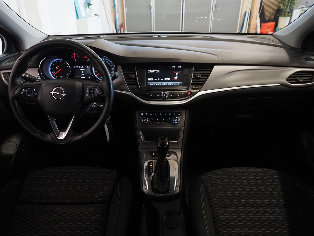 Opel Astra Sports Tourer 1.4 Automat EDIT Enjoy P-Sensorer 2016