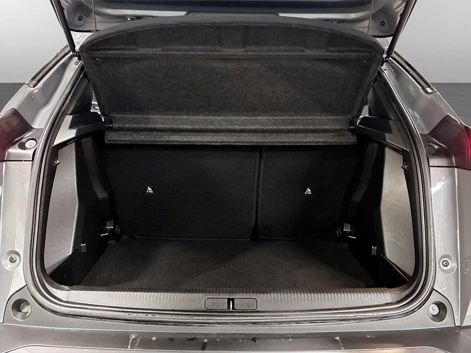 Bild på Peugeot 2008 Allure 1.2 PT 130hk Aut B-KAMERA CARPLAY