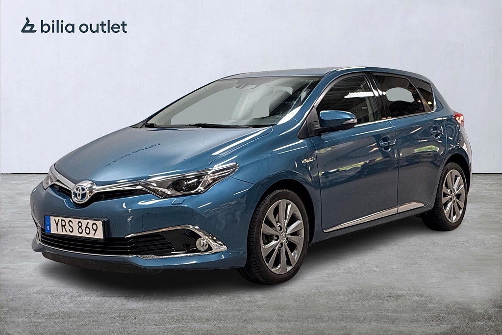 Toyota Auris Hybrid e-CVT Executive 136hk Backkamera