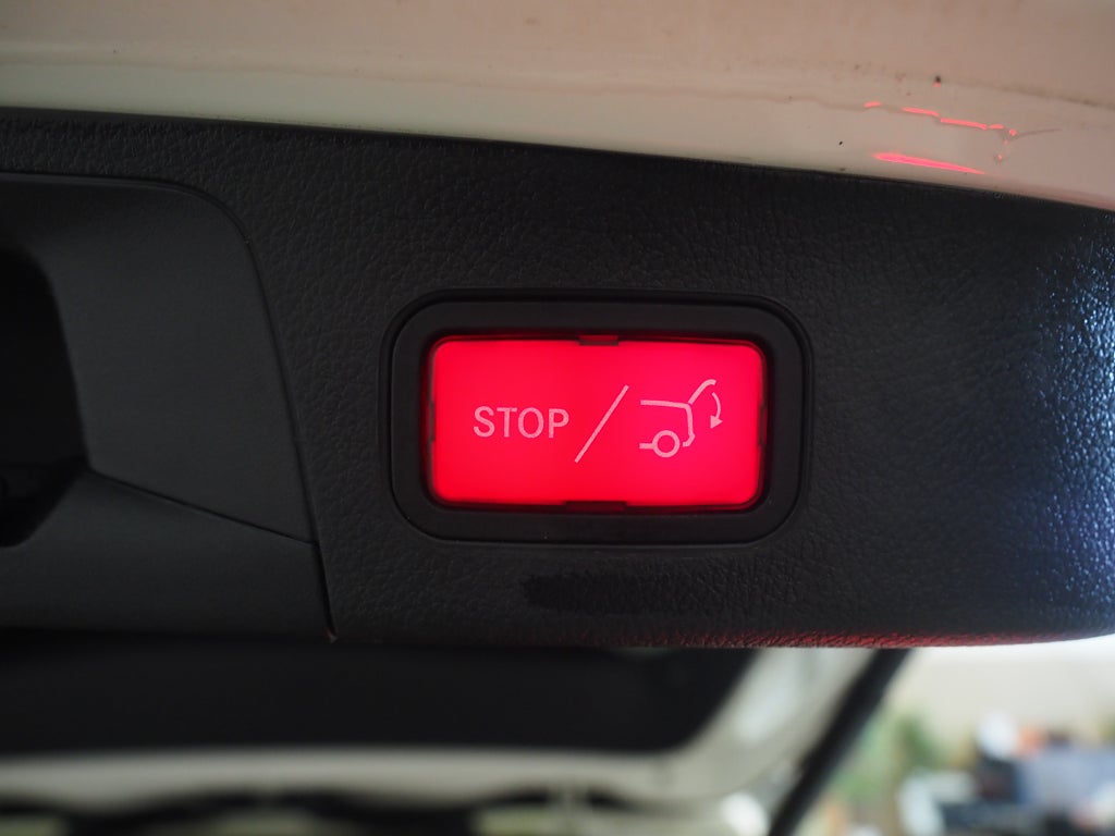 Mercedes-Benz GLA 200 d 8G-DCT Progressive Line Pano Drag Navi Kamera 2021