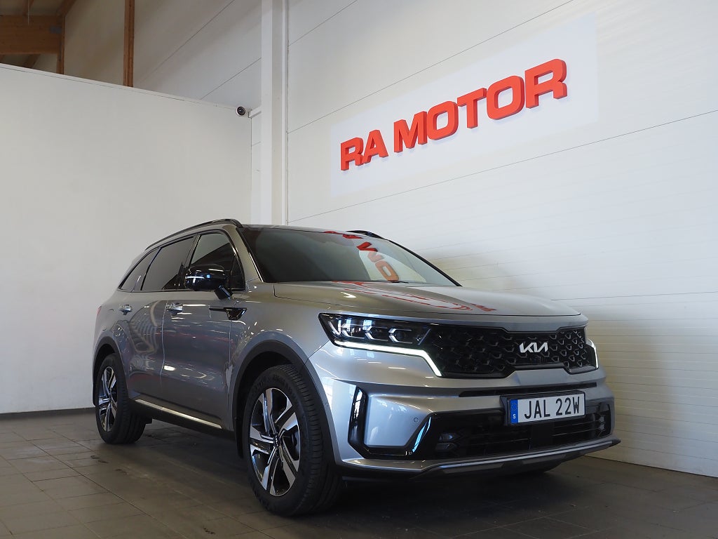 Kia Sorento PHEV 265hk Black Edition | Pano | Skinn | 7-sits | 360°
