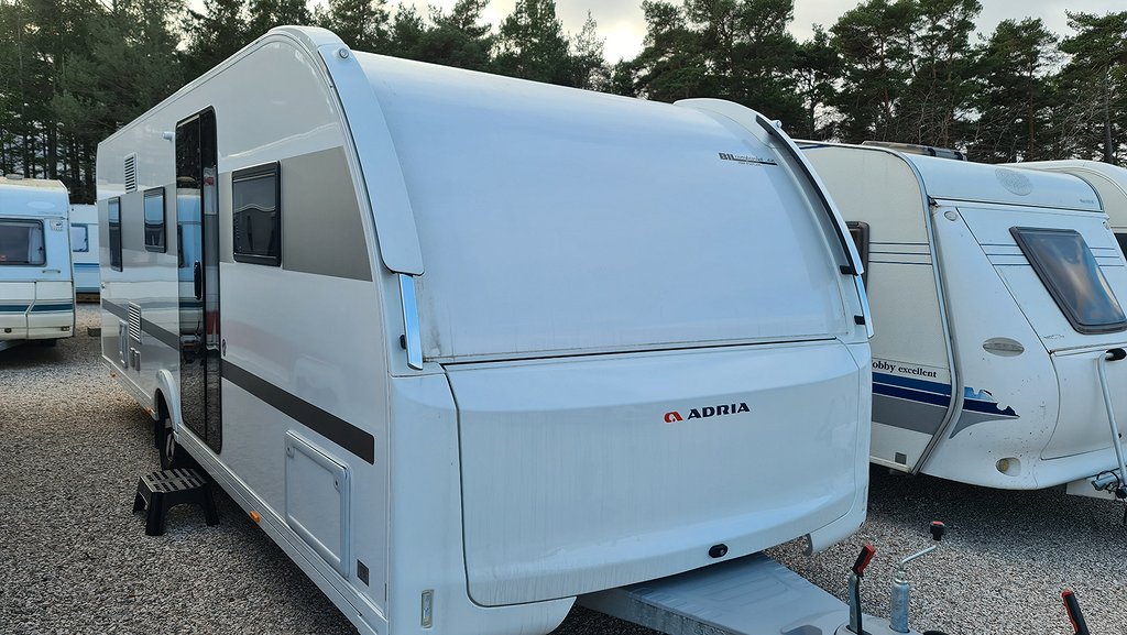 Adria Alpina 663 PT *Queensbed *Alde *Barnkammare *NY ADRESS*