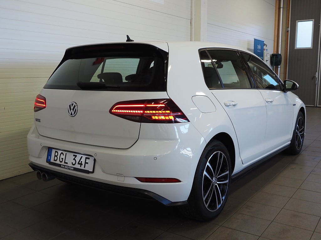 Volkswagen Golf GTE 1.4 TSI 204hk Plug-In Hybrid | Värmare | 2020