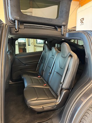 SUV Tesla Model X 22 av 25
