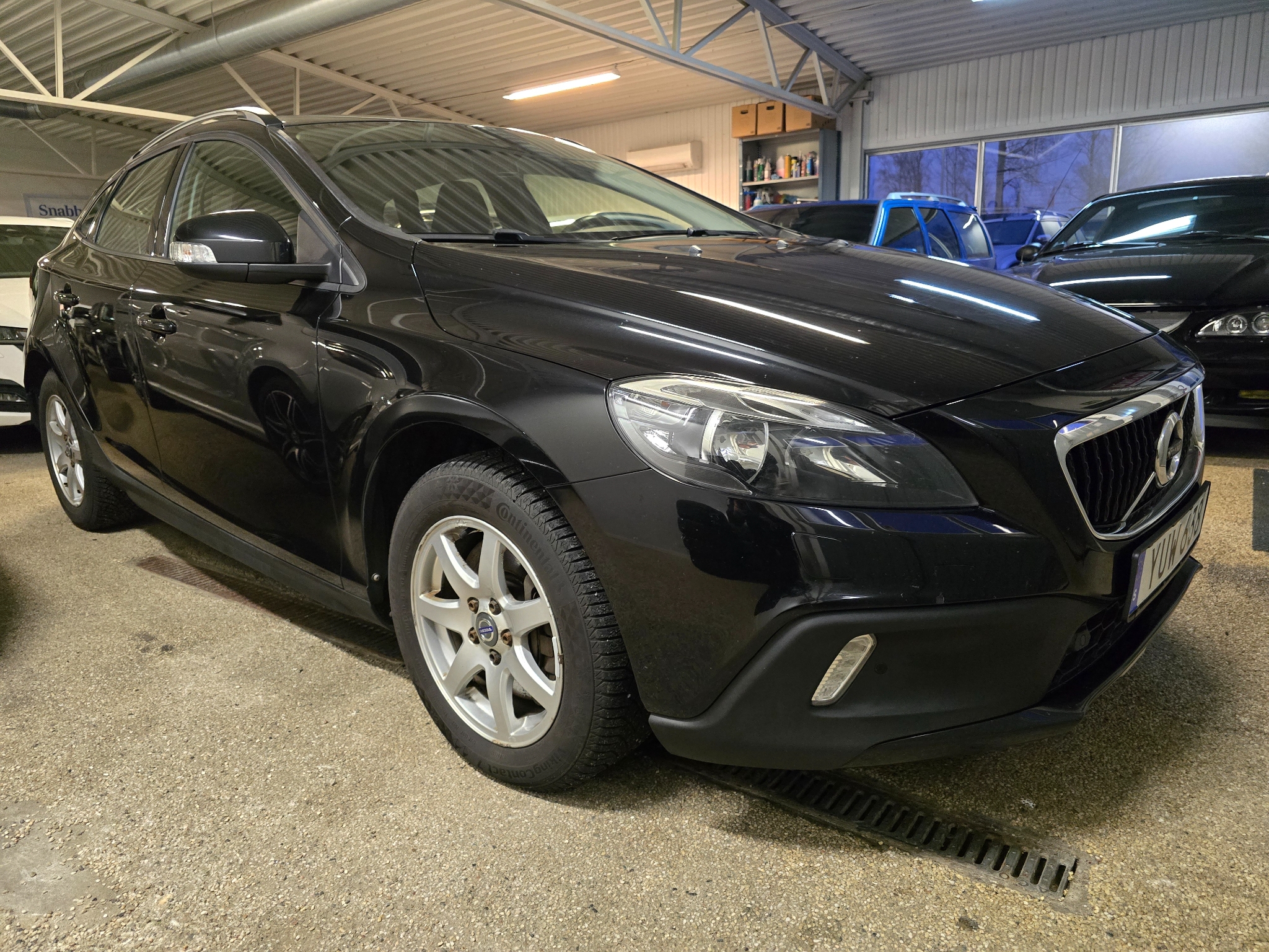 Volvo V40 Cross Country 2018, bild 2/34