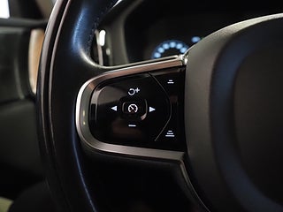 SUV Volvo XC60 21 av 29