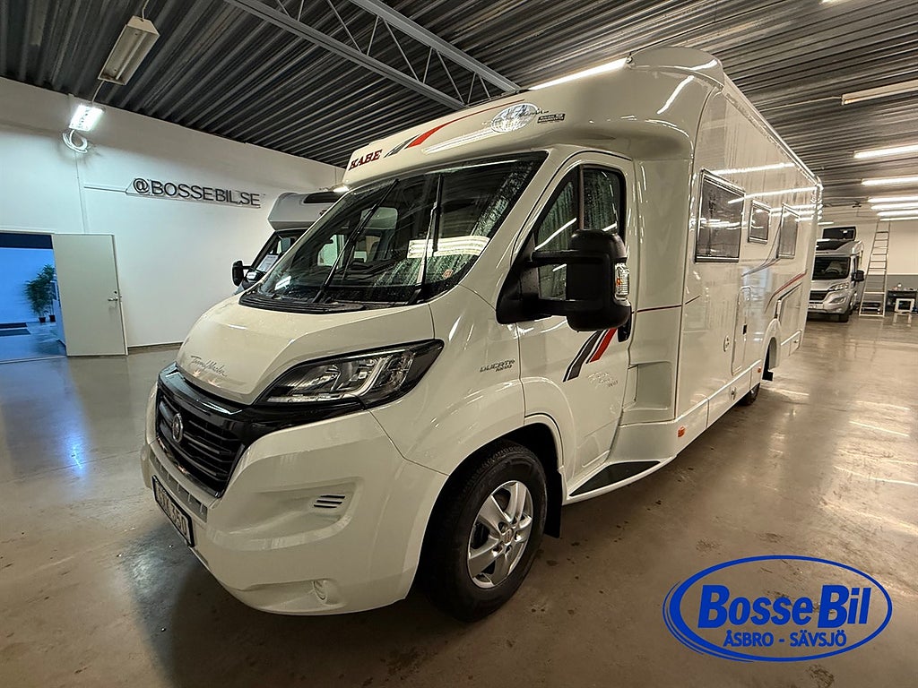 Kabe 780 LT 3.0 177HK / Långbädd / Toa bak / 2446mil