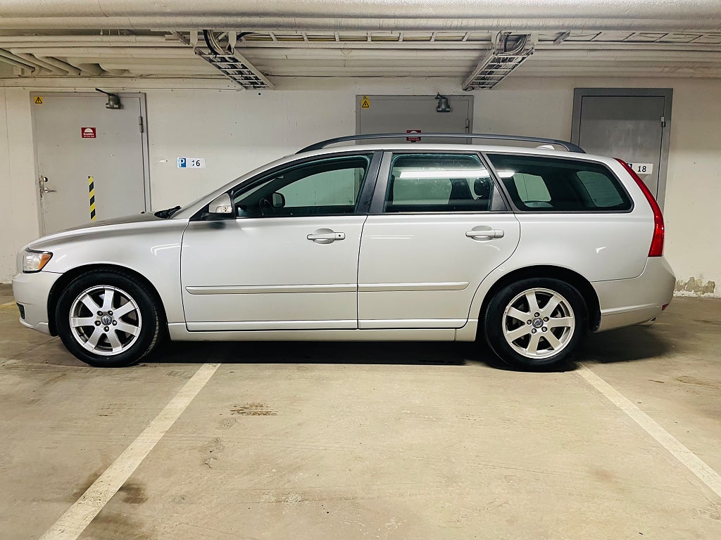 Volvo V50 2011 - miniatyr 2