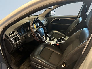 Volvo V70 D4 AWD Classic Momentum Drag/Psens/SoV-Däck/MoK-Värm – bild 7