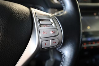 SUV Nissan Qashqai 21 av 23