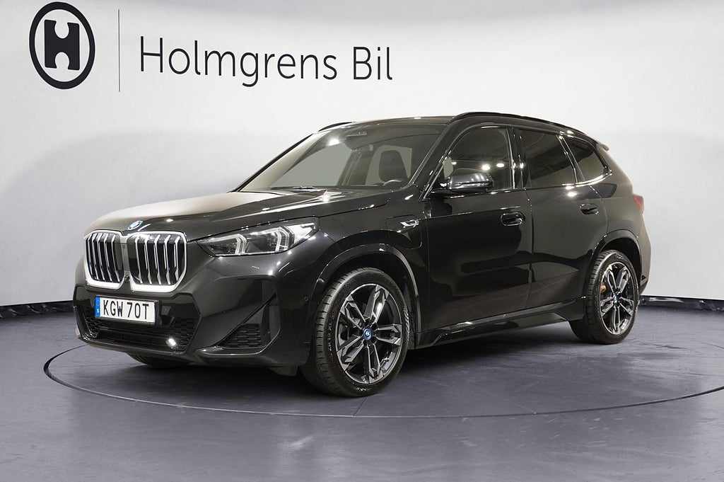 BMW X1 xDrive25e M Sport Ad-Led HUD DAP Shadow Line | Ränta 1,99%