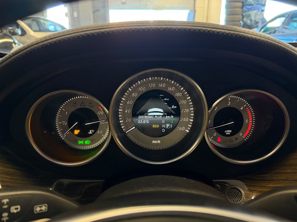 Mercedes-Benz CLS 2015 - miniatyr 15