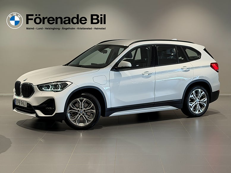 BMW X1 xDrive25e SportLine Head-Up Drag 18" LM Sportstolar