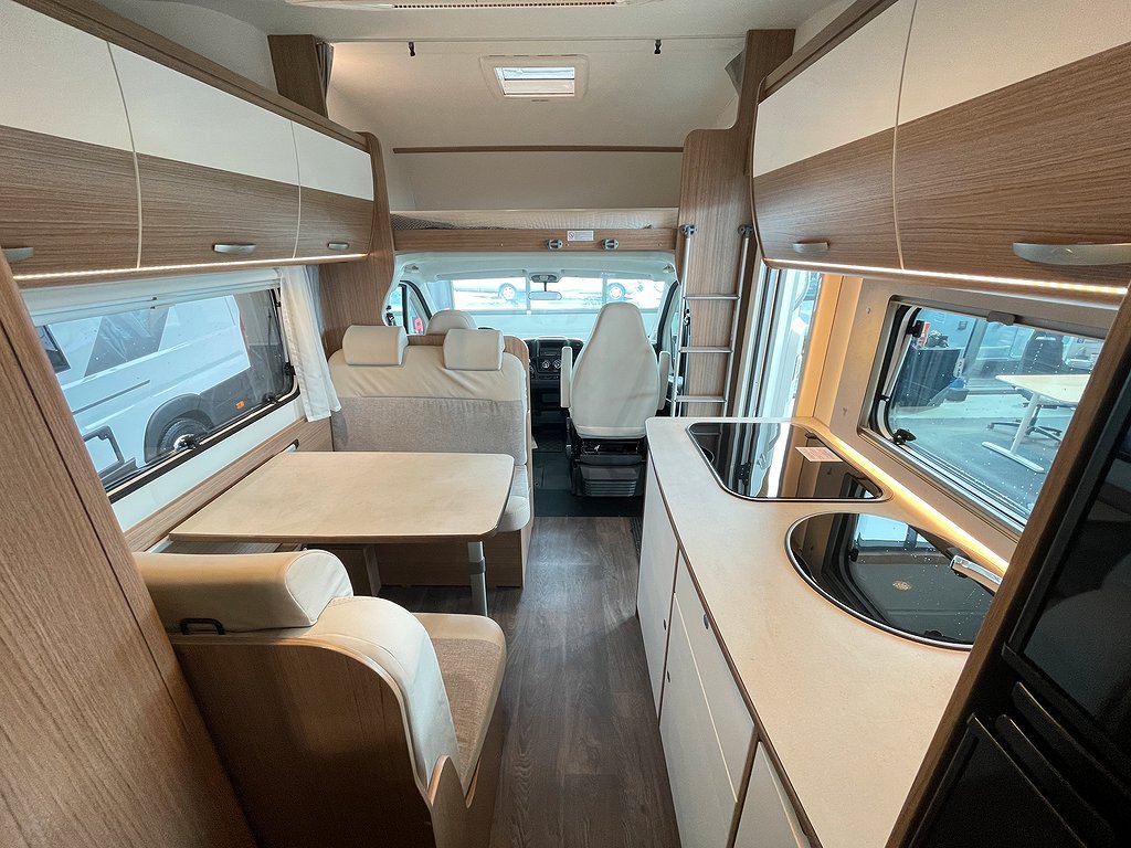 Carado A 464 / B-kort / 6 bältade / 6 Sovplatser /4995kr/mån - Carado