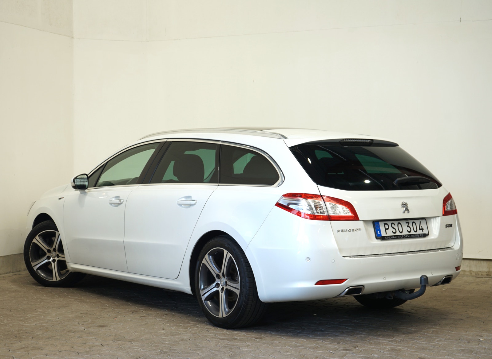 Peugeot 508 SW 2.0 BlueHDi 180 GT-line 181hk 2017 - miniatyr 3