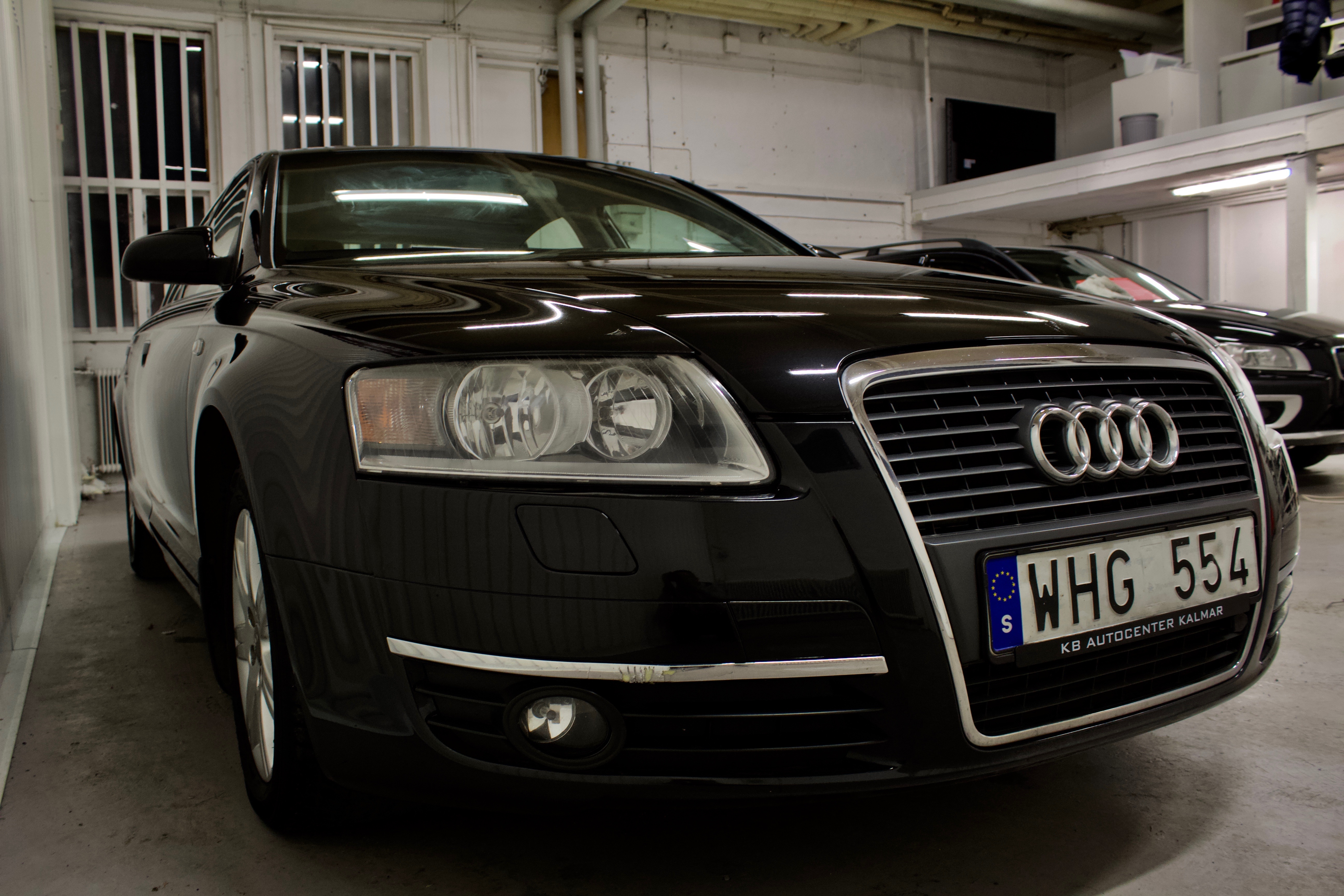 Audi A6 Sedan 2.4 2005, photo 2/53
