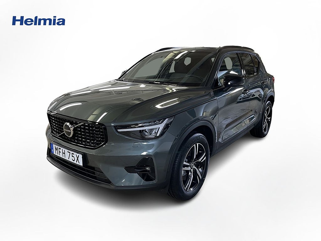 Volvo XC40 B4 FWD Bensin Plus Dark Dragkrok