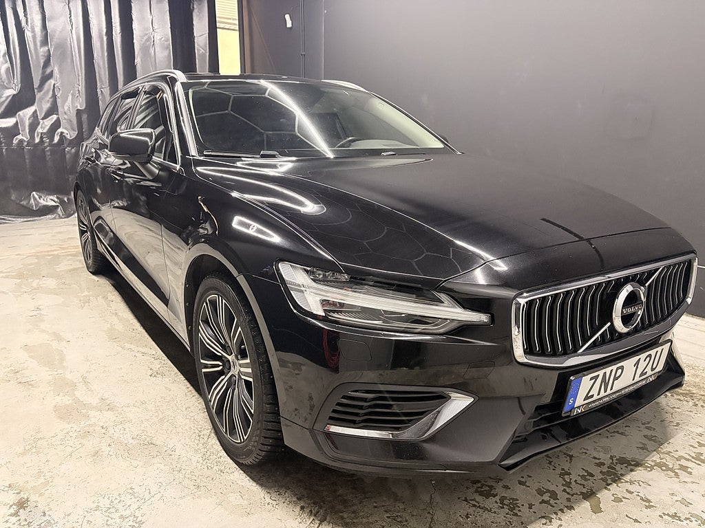 Volvo V60 Volvo V60 T6 AWD Recharge | H&K | Panorama | Nyservad |