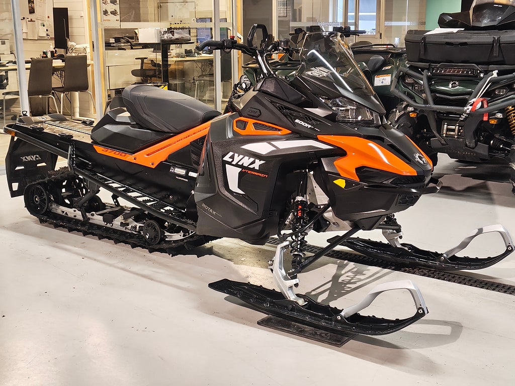 Lynx Xterrain 3700 600R E-tec 