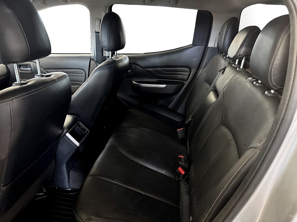 Bild på Mitsubishi L200 Dubbelhytt 2.2 Di-D 150hk Aut 4WD ELSTOL DRAG