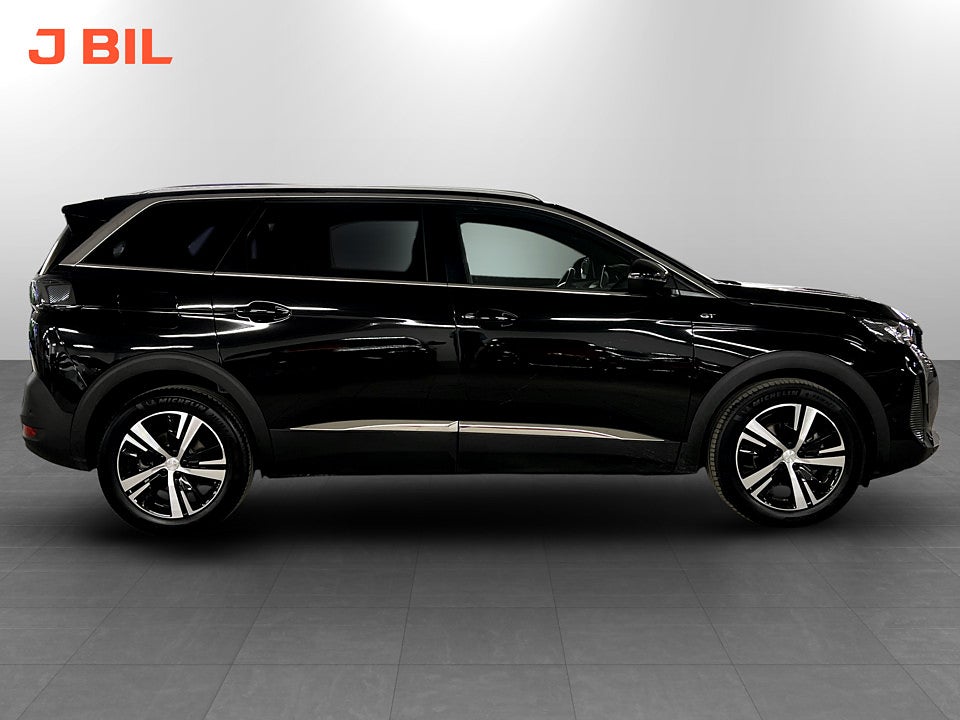 Bild på Peugeot 5008 GT 1.2 PT 130hk Aut 7-SITS B-KAMERA NAVI