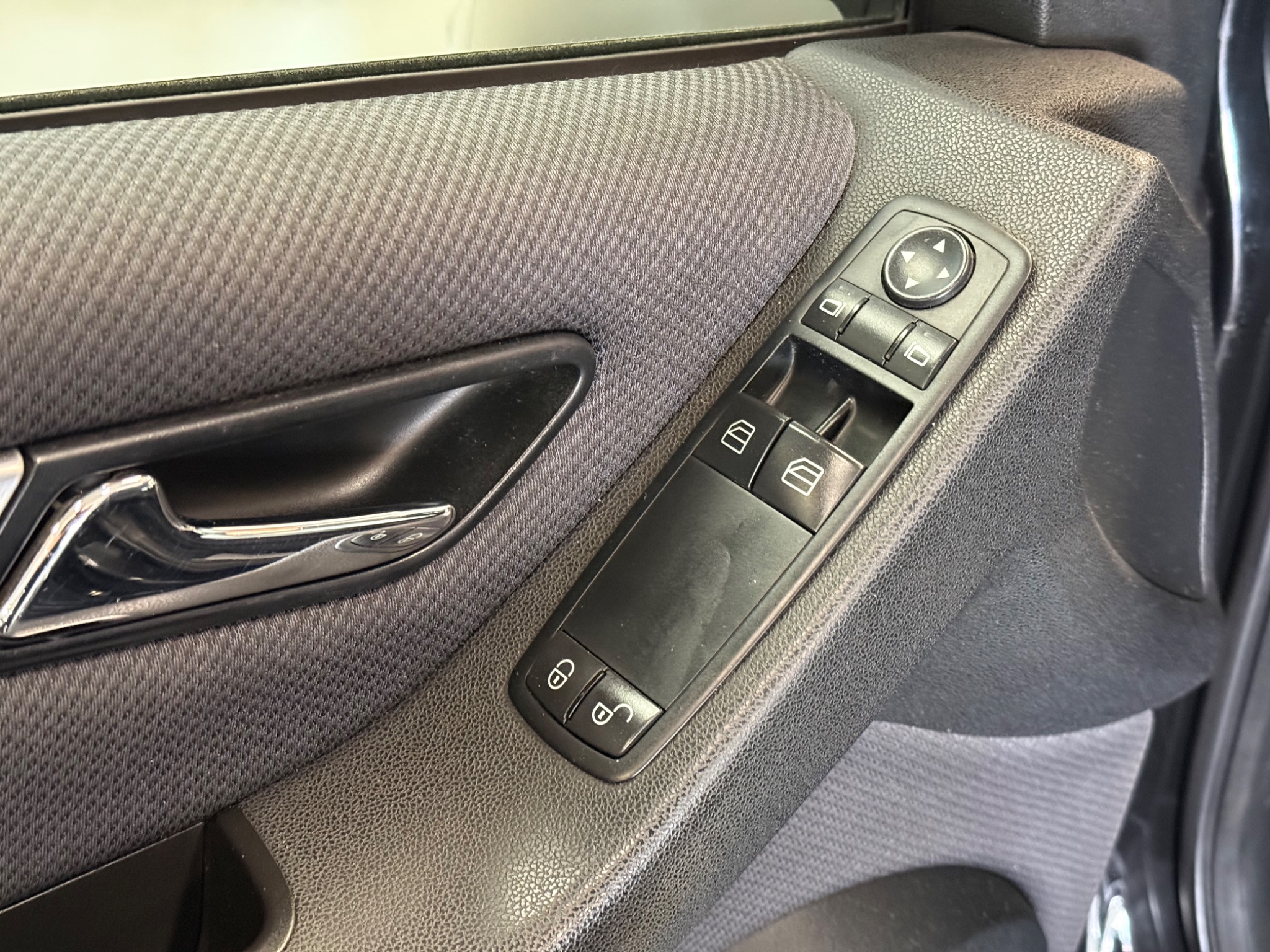 Mercedes-Benz B 180 116hk 2011, bild 7/38
