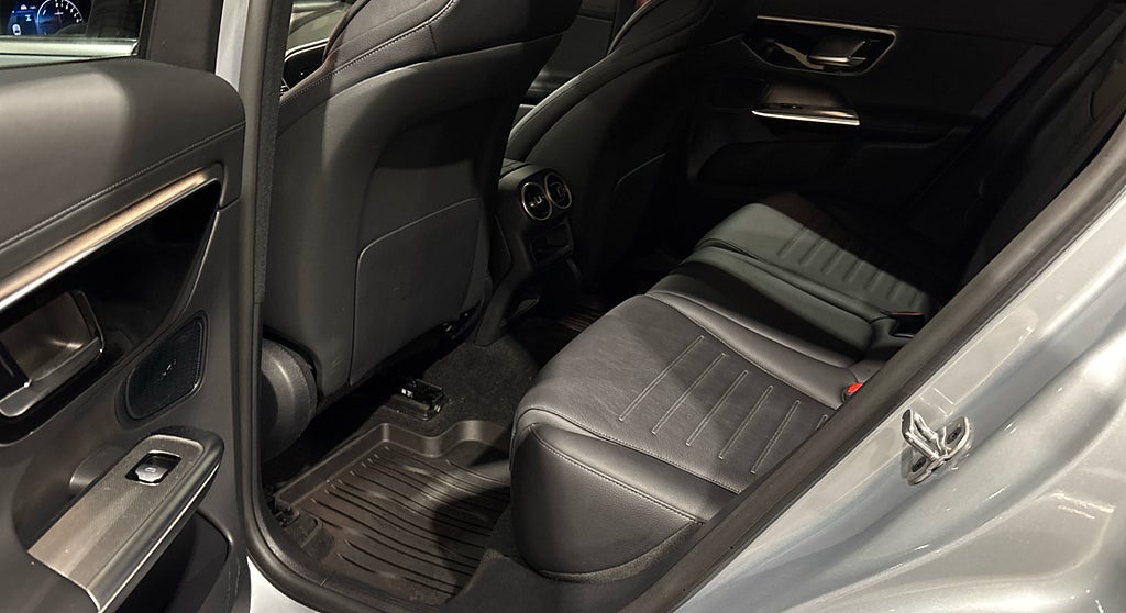 Mercedes-Benz GLC 300 e 4MATIC AMG Advanced Plus Läder El-stolar - bild 5