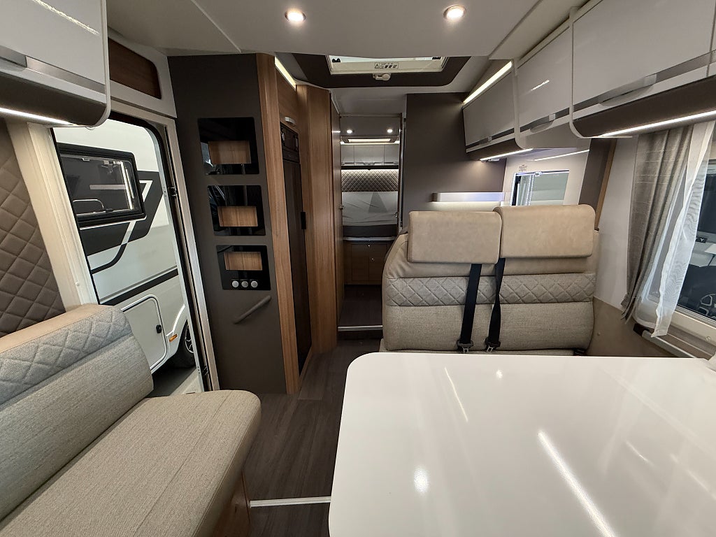 Adria Matrix Plus 670 SC *ALDE*Taksäng*Queenbed*