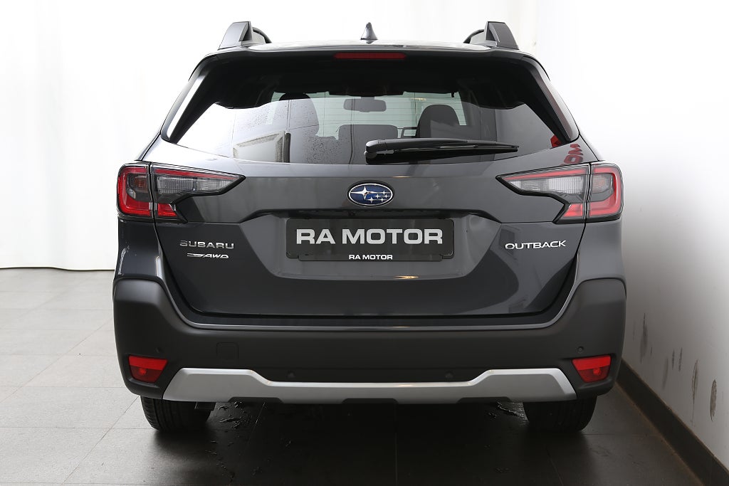 Subaru Outback Adventure | 3 st Service Ingår